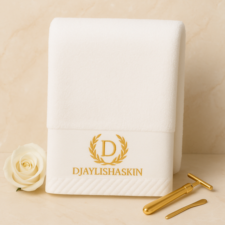 Douceur Divine La Serviette Visage Djaylishaskin – Précommande (liv à partir 28/06)